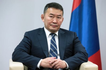 Ерөнхийлөгч асан Х.Баттулга Хөгжлийн банкны сонсголд оролцож байна