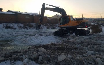 Нийслэлийн зарим байршилд голуудын халиа 25-35 см нэмэгдсэн байна