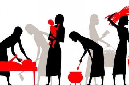 Ажилгүй болсон эмэгтэйчүүдийн 50 гаруй хувь нь хүүхэд харах хүнгүй, ажлын дарамт их гэсэн шалтгаанаар ажлаасаа гарчээ