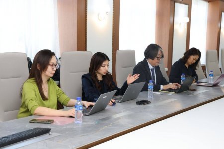 MEETING HELD WITH DETAILED PLANNING SURVEY TEAM FOR SCHOOL LUNCH PROJECT