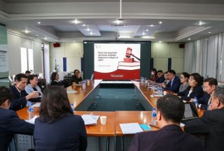 “Шүүх эрх мэдлийн хөгжилд төсвийн бодлогын гүйцэтгэх үүрэг” сэдвээр зөвлөлдөх уулзалт зохион байгууллаа