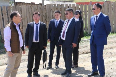 138 дугаар бага сургууль, 220 дугаар цэцэрлэгт үүсээд буй асуудлыг шийдвэрлэнэ