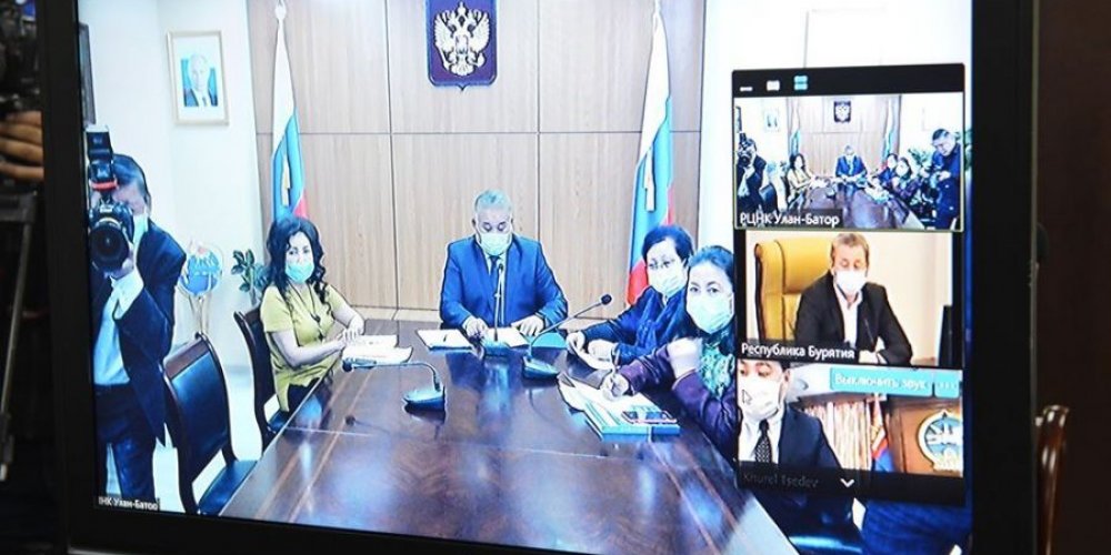 ОХУ /ЗХУ/-д сургууль төгсөгчдийн МАВСУЗ холбооноос ОХУ-ын Буриад улсад туслах зорилготой МАСК ХАНДВИВЛАХ АЯН