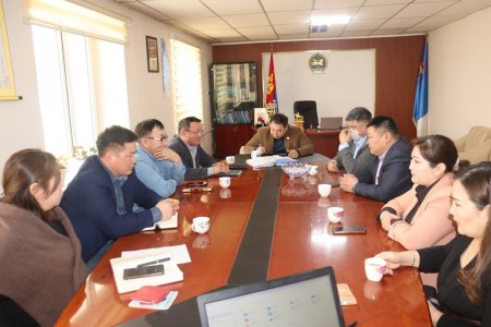 БАГИЙН ИРГЭДИЙН НИЙТИЙН ХУРЛЫН ХУРАЛДААН ДАРГАЛАГЧ, БАГИЙН ЗАСАГ ДАРГА НАР БОЛОН ИТХ-ЫН АЖЛЫН АЛБАНЫ ӨРГӨТГӨСӨН ХУРАЛ БОЛЛОО. 