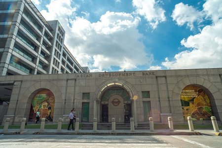 АХБ МОНГОЛ УЛСАД 400 МЯНГАН АМ.ДОЛЛАРЫН ДЭМЖЛЭГ ҮЗҮҮЛЭХЭЭР БОЛЛОО