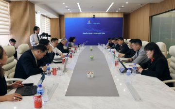 ХХААХҮ-ийн сайд Ц.Идэрбат, Сангийн яамны удирдлагуудыг хүлээн авч уулзав