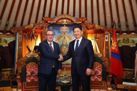 Ерөнхийлөгч У.Хүрэлсүх Беларусийн Элчин сайдыг хүлээн авч уулзлаа