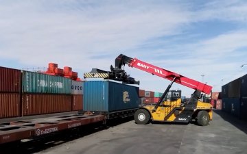 Монгол Улс руу орж ирэх ачаа бараа “Тяньжин” боомт дээр уддагаас шалтгаалж тээврийн зардал нэмэгддэг