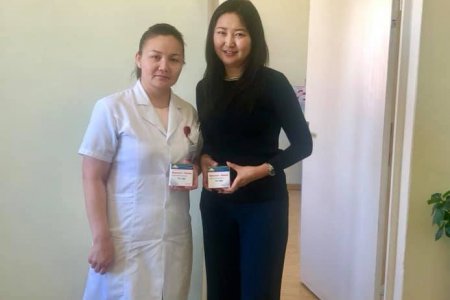 193-р цэцэрлэгийн 200 орчим хүүхдэд витаминаар буяны хандив өргөлөө.