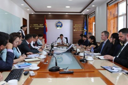 Дэд сайд Б.Мөнхбаатар компакт гэрээний хүрээнд хэрэгжүүлэх баруун эх үүсвэрийг шинээр байгуулах төсөлтэй танилцлаа