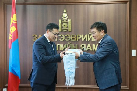 Шинээр томилогдсон ЗТХЯ-ны Төрийн нарийн бичгийн дарга С.Батболд ажлаа хүлээж авлаа