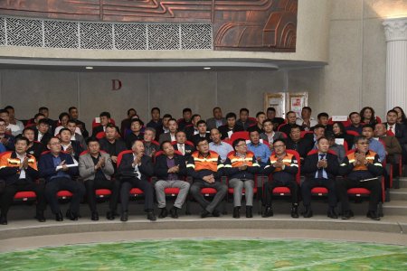 “Эрдэнэт үйлдвэр” сайн саналын системийн манлайлагчдаа алдаршууллаа