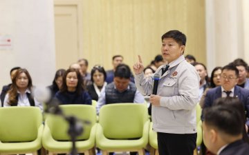 Х.Нямбаатар: Нийслэлийн ерөнхий боловсролын сургуулийн сургалтын чанар, агуулгыг сайжруулах санал, санаачилгыг дэмжинэ