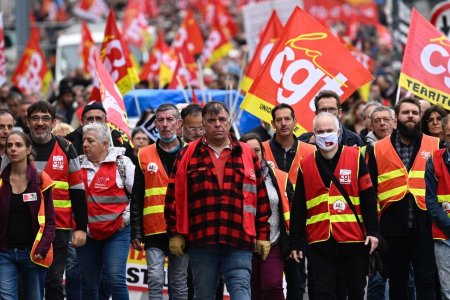 Франц улсад инфляцийн өсөлтийг эсэргүүцсэн иргэдийн жагсаал үргэлжилж байна