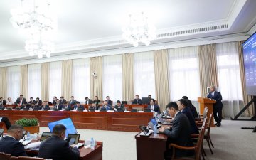 Орон нутгийн удирдлагуудад хөгжлийн бодлогоо танилцуулав