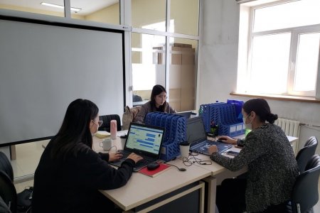 ТӨГСӨХ АНГИЙН СУРАГЧИД МЭРГЭЖЛИЙН СЭТГЭЛ ЗҮЙЧДЭЭС ЗӨВЛӨГӨӨ АВЧ ЭХЭЛЛЭЭ