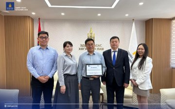 “Шинэтгэлээр түүчээлсэн салбар зөвлөл” аяны хүрээнд байгууллагын шилдэг төрийн албан хаагчийг шалгарууллаа