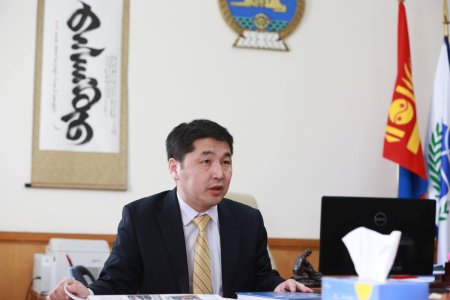 О.Баасанхүү: Ипотекийн зээлийг хүүг бууруул гэж шаардаж байна