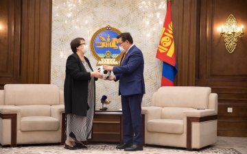 УИХ-ын дарга Г.Занданшатар ШХА-ийн Хамтын ажиллагааны газрын дарга, хатагтай Стефани Бурриг хүлээн авч уулзав