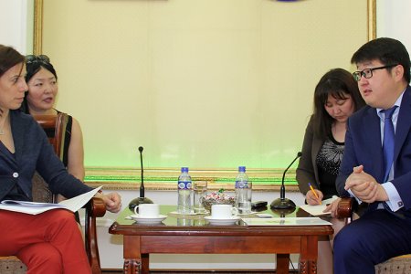 Улаанбаатар хотын гамшигт тэсвэртэй байдлын талаар санал солилцлоо