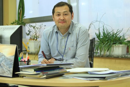 Д.Хан-Уул: Зөвшөөрөлгүй хайс, хашааг буулгах ажилд иргэд идэвхтэй оролцдог болсон