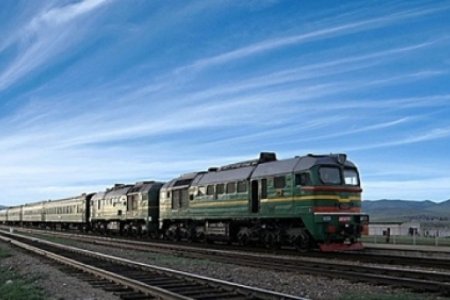 55 вагон салхинд туугдан 20 гаруй км газар өнхөрсөн байна