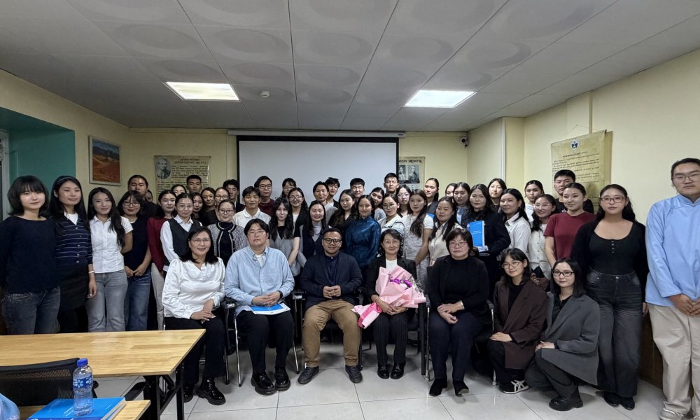 «Оюутан судлаач» тэтгэлэгт хөтөлбөрийн 16 дахь хичээлийн жилийн нээлт боллоо.