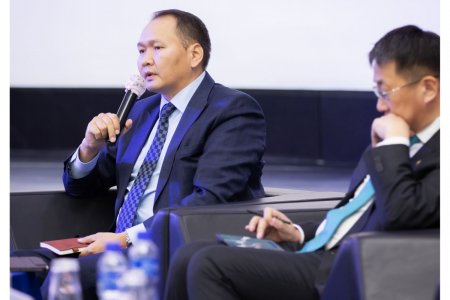 Л.ЭНХ-АМГАЛАН: АЖИЛ ОЛГОГЧИЙН ЭРЭЛТЭД НИЙЦСЭН МЭРГЭЖИЛТЭЙ АЖИЛТАН БЭЛТГЭХ СУРГАЛТЫН ТОГТОЛЦООГ БҮРДҮҮЛНЭ