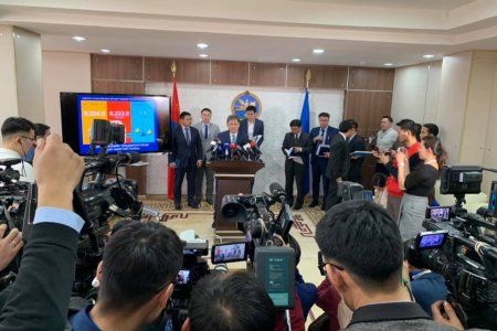 Ч.Хүрэлбаатар: Сүүлийн найман жилд төсөв анх удаа ашигтай гарч 10 их наядыг давлаа 