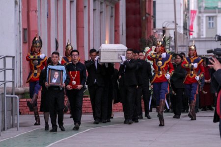 МОНГОЛЫН АРД ТҮМЭН СУУТ ХӨГЖМИЙН ЗОХИОЛЧОО СҮҮЛЧИЙН ЗАМД НЬ ҮДЛЭЭ