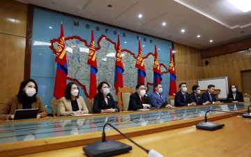 Дээд боловсролын тухай болон Судалгааны их сургуулийн эрх зүйн байдлын тухай хуулийн цахим хэлэлцүүлэгт УИХ-ын дарга оролцлоо