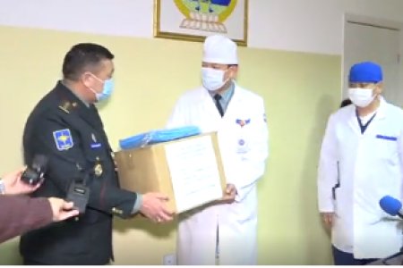 LIVE: Энхийг сахиулагчид Цэргийн төв эмнэлэгт хандив ирүүлжээ