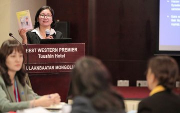 Бага насны хүүхдийн хөгжил хамгааллын талаар зөвлөлдлөө