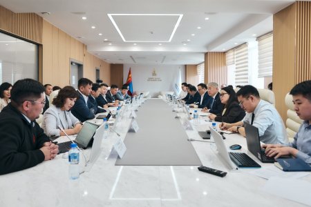 Уул уурхайн салбарын экспортлогч аж ахуйн нэгжүүдтэй уулзаж, тулгамдсан асуудлаар санал солилцов