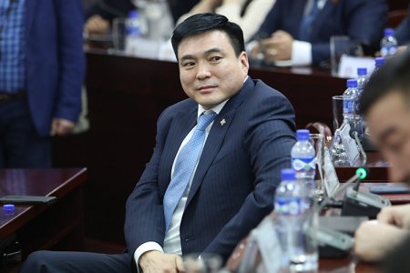 Хотын даргад өрсөлдсөн С.Амарсайхан олонхийн санал авлаа