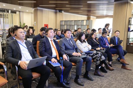 Хөрөнгө оруулагчийн гомдол шийдвэрлэх талаар хэлэлцэв