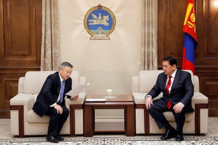 УИХ-ын даргыг огцруулах тухай хуулийн төслийг хүлээж авлаа