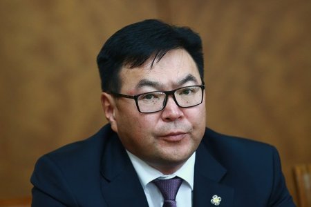 Ц.Анандбазар: АИ-92 бол приус унаад хувийн ажил хөөцөлддөг ажилгүй нөхдүүдийн хэрэглээ