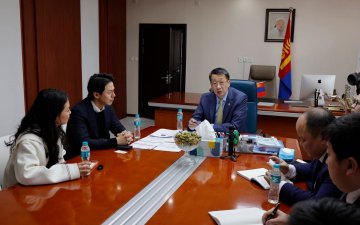 СТАРЛИНК КОМПАНИЙН МЕНЕЖЕР СОНХВАН ЖОНЫГ ХҮЛЭЭН АВЧ УУЛЗАВ