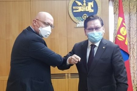 БНФУ-ын “Орано Майнинг” компани нэг тэрбум төгрөг хандивлалаа