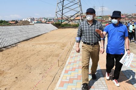 Зөвшөөрөлгүй 132 гараашийг чөлөөлж, ногоон байгууламж хийж байна