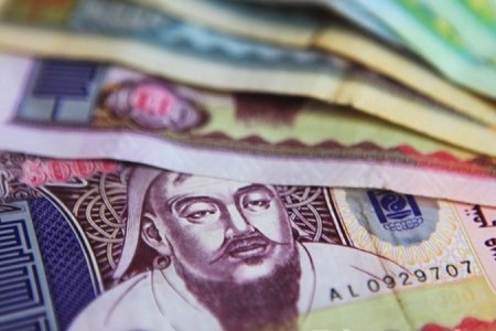 Хүүхдийн тэтгэмжээ төлөхгүй эрэн сурвалжлагдаж байгаа эцэг эхийн нэрийг зарлалаа