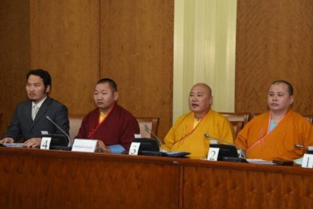 Хууль тогтоомжийн төслүүдийг анхны хэлэлцүүлгээр нь батлуулахаар тогтов