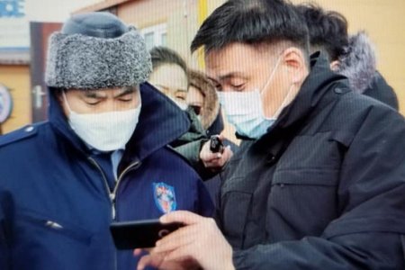 Хотын дарга Налайх дүүрэгт ажиллаж байна