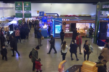 Иргэд: Сар шинийн бэлэг авахад дунджаар 500.000-3.000.000 төгрөгийг зарцуулж байна