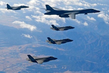 Даваа гарагт Умард Солонгос улсын таван ширхэг дрон Өмнөд Солонгосын агаарын хилийн зурвасыг нэвтэрчээ