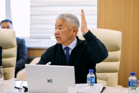 Зөвшөөрлийн зөвлөлийн анхдугаар хуралдаанаас гарсан зөвлөмжийн хэрэгжилт, үр дүнг танилцуулж, цаашид хэрэгжүүлэх арга хэмжээний талаар хэлэлцлээ