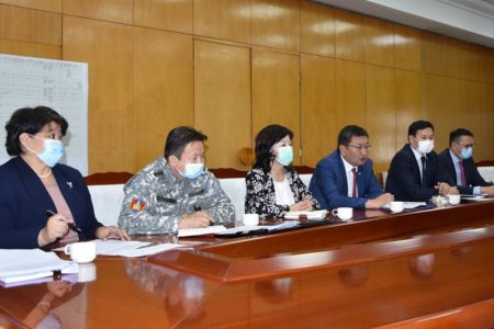 УОК-ын дарга гадаадад байгаа иргэдийн асуудлаар санал солилцов