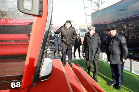 ЗГХЭГ-ын дарга Л.Оюун-Эрдэнэ нийслэлийн нийтийн тээврийг хөгжүүлэх цогц шийдлүүдтэй танилцлаа