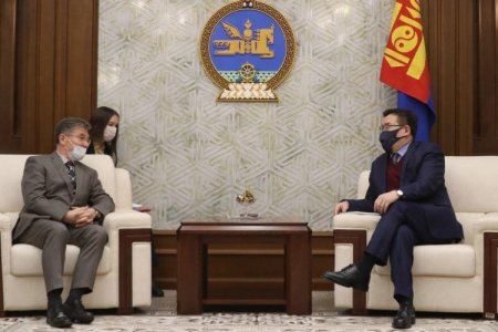 Улсын Их Хурлын дарга Г.Занданшатар Элчин сайд И.К.Азизовыг хүлээн авч уулзлаа